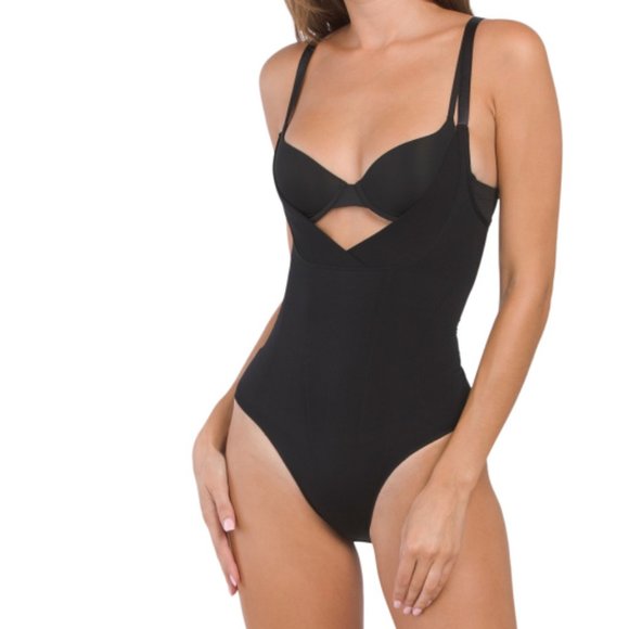 NEW UNDERWHERE Wyob Shaper Body Suit Womens MEDIUM Black - Picture 1 of 2